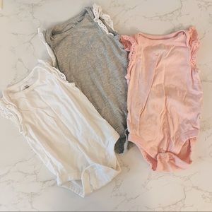 Baby Gap organic cotton onesie tank top ruffles 6-12 months brannans favorites